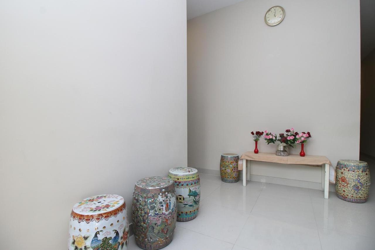Cozrooms Near Mrt, Plaza Indonesia, And Grand Indonesia Jakarta Exterior photo