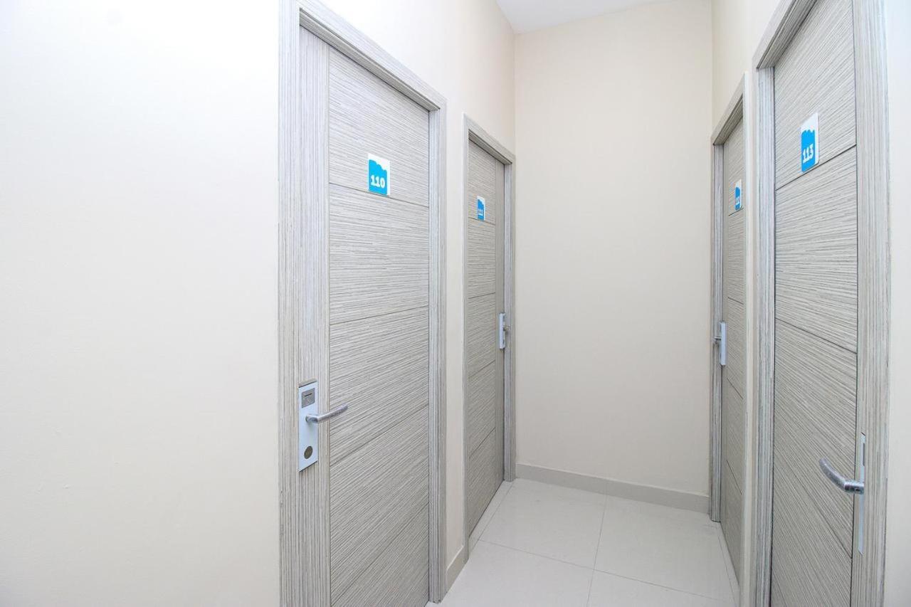 Cozrooms Near Mrt, Plaza Indonesia, And Grand Indonesia Jakarta Exterior photo