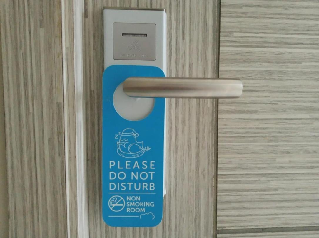 Cozrooms Near Mrt, Plaza Indonesia, And Grand Indonesia Jakarta Exterior photo